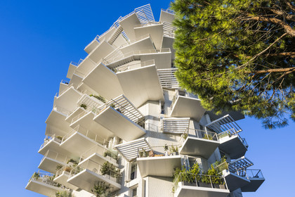 France, Hérault (34), Montpellier, quartier Richter, les rives du Lez, l'immeuble L'Arbre Blanc, réalisé par l'architecte japonais Sou Foujimoto avec les architectes français Nicolas Laisné et Manal Rachdi