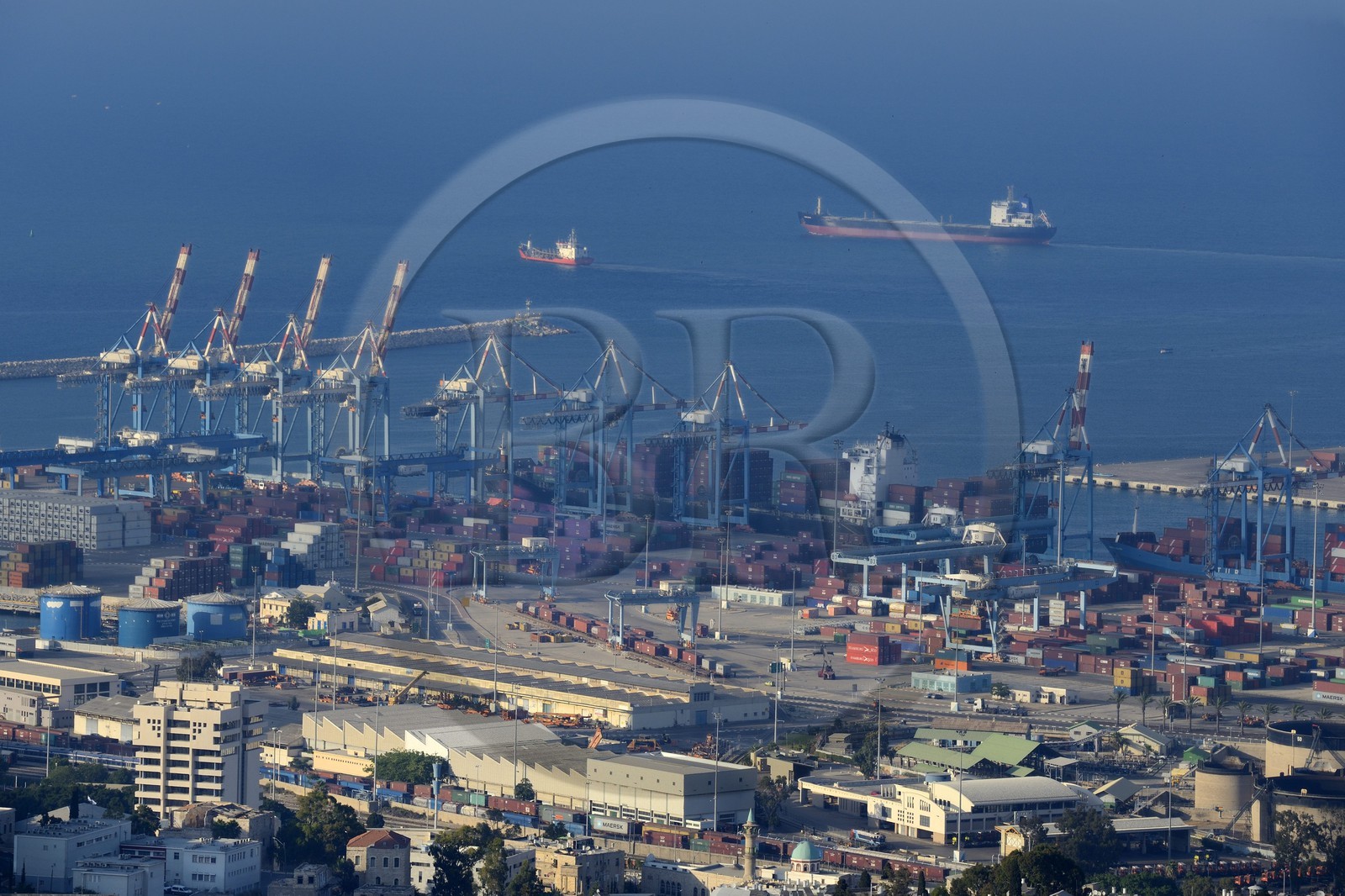 Israel, Haïfa, le centre ville et le port depuis le Mont Carmel