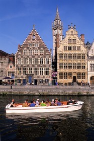 Belgique, Flandre orientale, Gand (Gent), maisons des Mesureurs de grains et des Francs-Bateliers sur le quai aux Herbes (graslei)