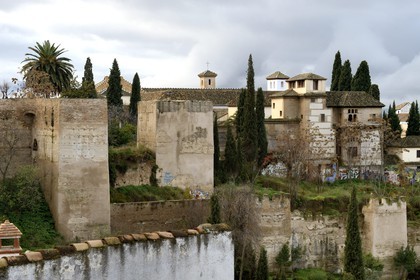 Spain, Andalusia, Granada, Albaicin District listed as World Heritage by UNESCO, the old ton ramparts