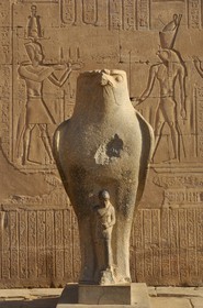 Egypt, Upper Egypt, Nile Valley, Edfu, temple dedicated to Horus God, statue of the falcon Horus god