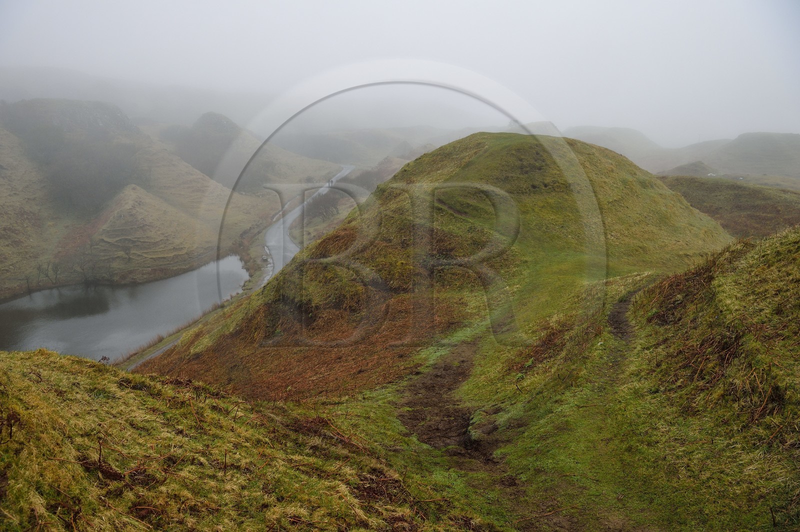 Royaume-Uni, Ecosse, région des Highlands, les Hébrides, Ile de Skye, Uig, le Fairy Glen (vallée féérique) du côté ouest de Trotternish à Balnacnoc