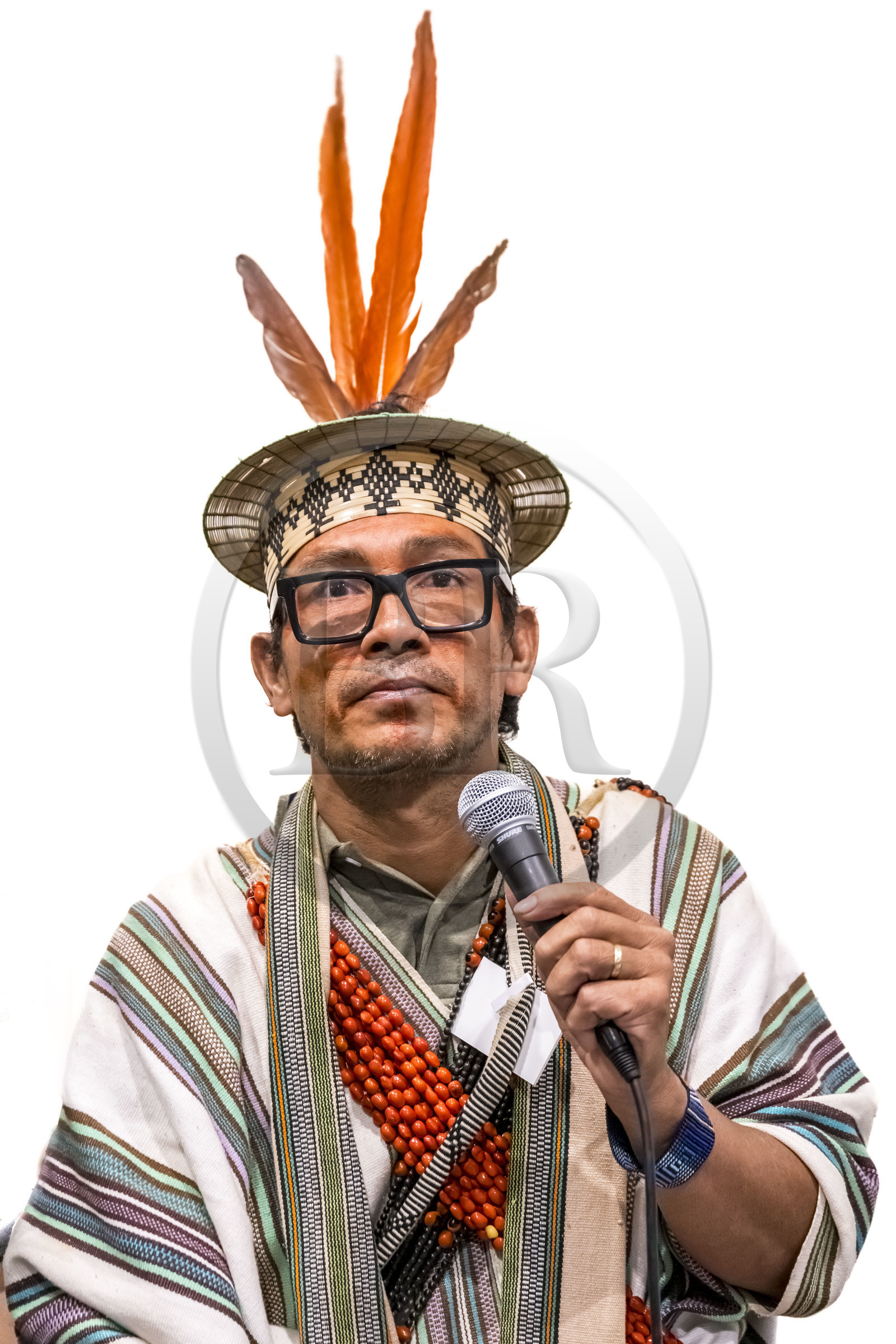 France, Paris (75), siège de l'UNESCO, le leader amazonien et représentant du peuple Ashaninka au Brésil Benki Piyako