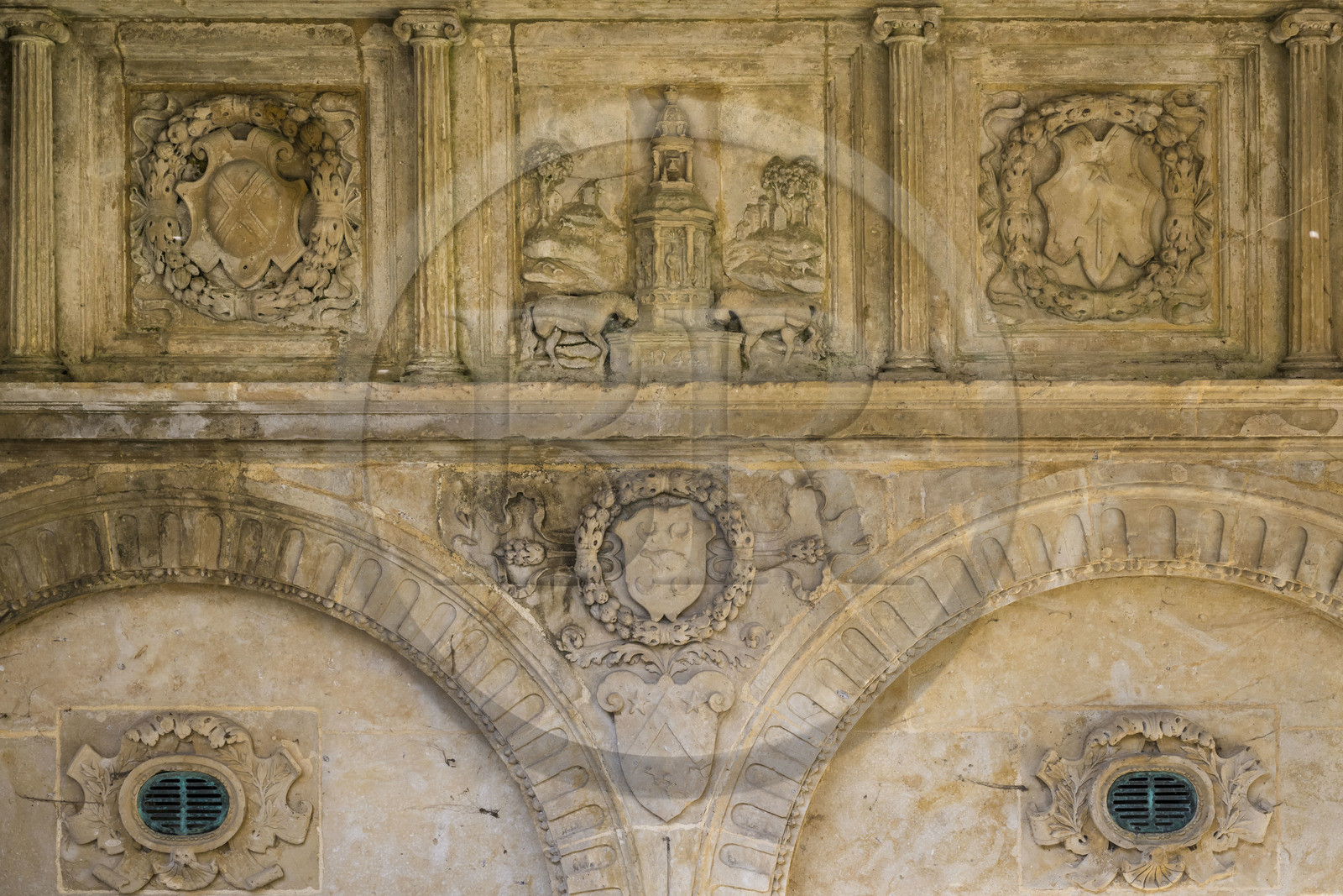 France, Vendée (85), Fontenay-le-Comte, la fontaine des Quatre-Tias (1542), détail des licornes venant boire