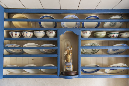 France, Finistère (29), Mer d'Iroise, Ile d'Ouessant, parc naturel régional d'Armorique, Maisons du Niou Huella, écomusée de l'île d'Ouessant présentant deux maisons rurales ouessantines traditionnelles