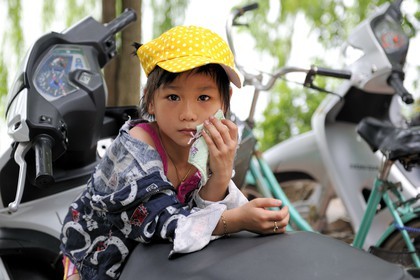 Vietnam, Hanoï, jeune fille