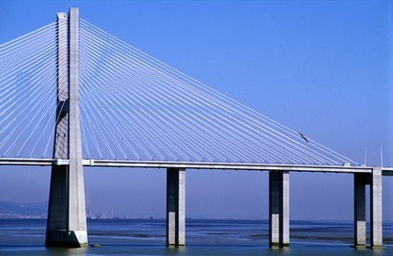 Portugal, Lisbonne, le pont Vasco de Gama (exposition universelle de 1998)