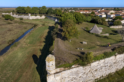 France, Charente Maritime, Saintonge, Marennes Hiers Brouage, Brouage citadel, labelled Les Plus Beaux Villages de France (The Most Beautiful Villages of France), the ramparts built from 1630 to 1640 are equipped with watchtowers (aerial view)