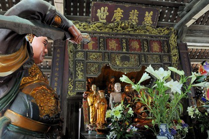 Vietnam, Ha Tay province, Thay pagoda