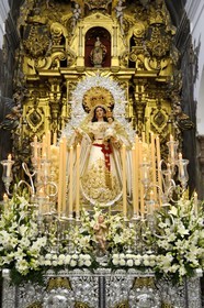 Spain, Andalusia, Seville, Santa Cruz district, San Nicolas church, procession of the Virgin of the snow (Virgen de las Nieves)