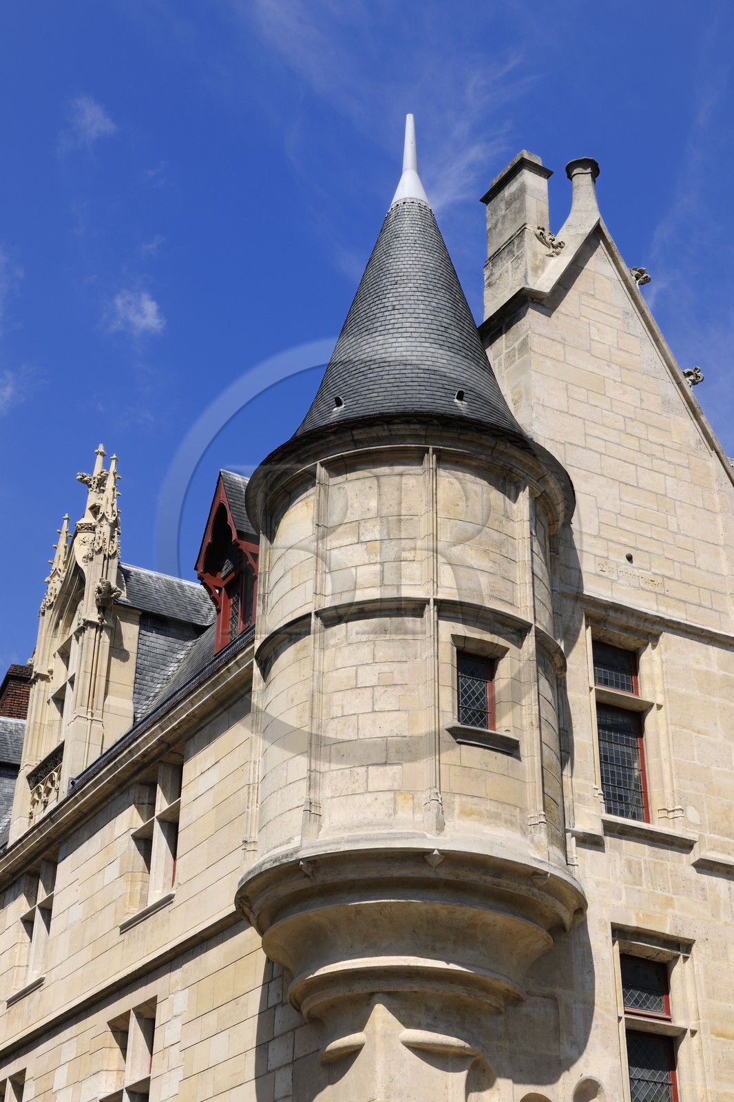 France, Paris (75), hôtel de Sens, siège de la bibliothèque Forney dans le quartier du Marais