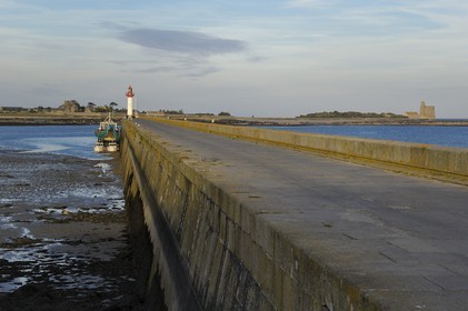 France, Manche, Val de Saire, Saint Vaast la Hougue, port and fortress Vauban listed as World Heritage by UNESCO of the Vauban islet on the Ile de Tatihou