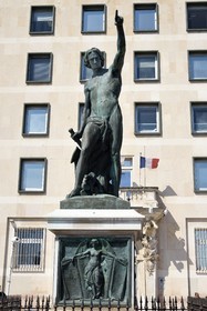 France, Var, Toulon, quai Kronstadt, the Genius of Navigation statue in front of the apartment blocks designed by De Mailly following the 1944 bombing