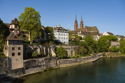 Switzerland, Basel, the left bank of the Rhine, the Minster or Protestant Cathedral of Our Lady of Basel (Munster) overlooking the Rhine
