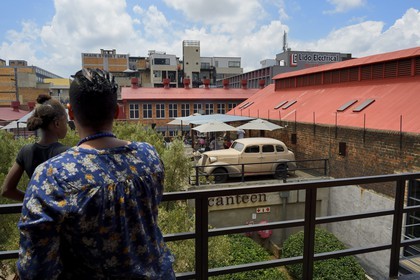 South Africa, Gauteng Province, Johannesburg, Maboneng district, Arts on Main, multi-discipline arts centre in a renovated warehouse that was originally built in 1911, mixing art galleries, bookstores, restaurants and trendy shops