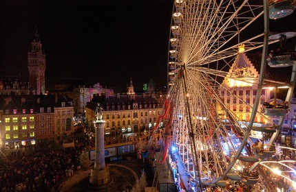 France, Nord, Lille, like every Christmas, big wheel is on the Grand' Place