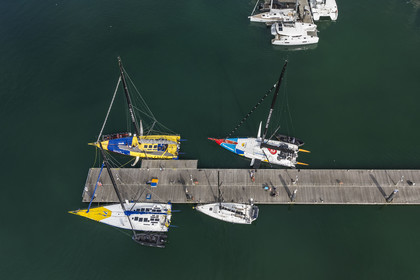 France, Vendée (85), Les-Sables-d'Olonne, Port Olona, ponton des voiliers du Vendée Globe, voiliers monocoques de 60 pieds IMOCA à quai (vue aérienne)