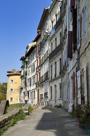 France, Pyrenees Atlantiques, Basque Country, Bayonne, the tower vieille-Boucherie boulevard du Rempart Lachepaillet