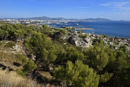 France, Bouches-du-Rhône (13), Marseille, 16e arrondissement, Grand Port Maritime de France, Bouches-du-Rhône (13), Marseille, 16e arrondissement, Grand Port Maritime de Marseille ou GPMM, Bassins Est depuis l'Estaque