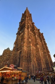 France, Bas Rhin, Strasbourg, old town listed as World Heritage by UNESCO, Notre Dame Cathedral, Christmas market (Christkindelsmarik) at the foot of Notre Dame Cathedral