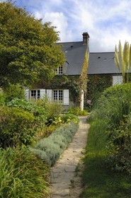 France, Manche (50), Cap de la Hague, Omonville-la-Petite, maison de Jacques Prévert