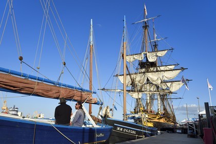 France, Finistère (29), port de Brest, la frégate L'Hermione, réplique du trois-mats qui transporta le marquis de Lafayette en Amérique en 1780