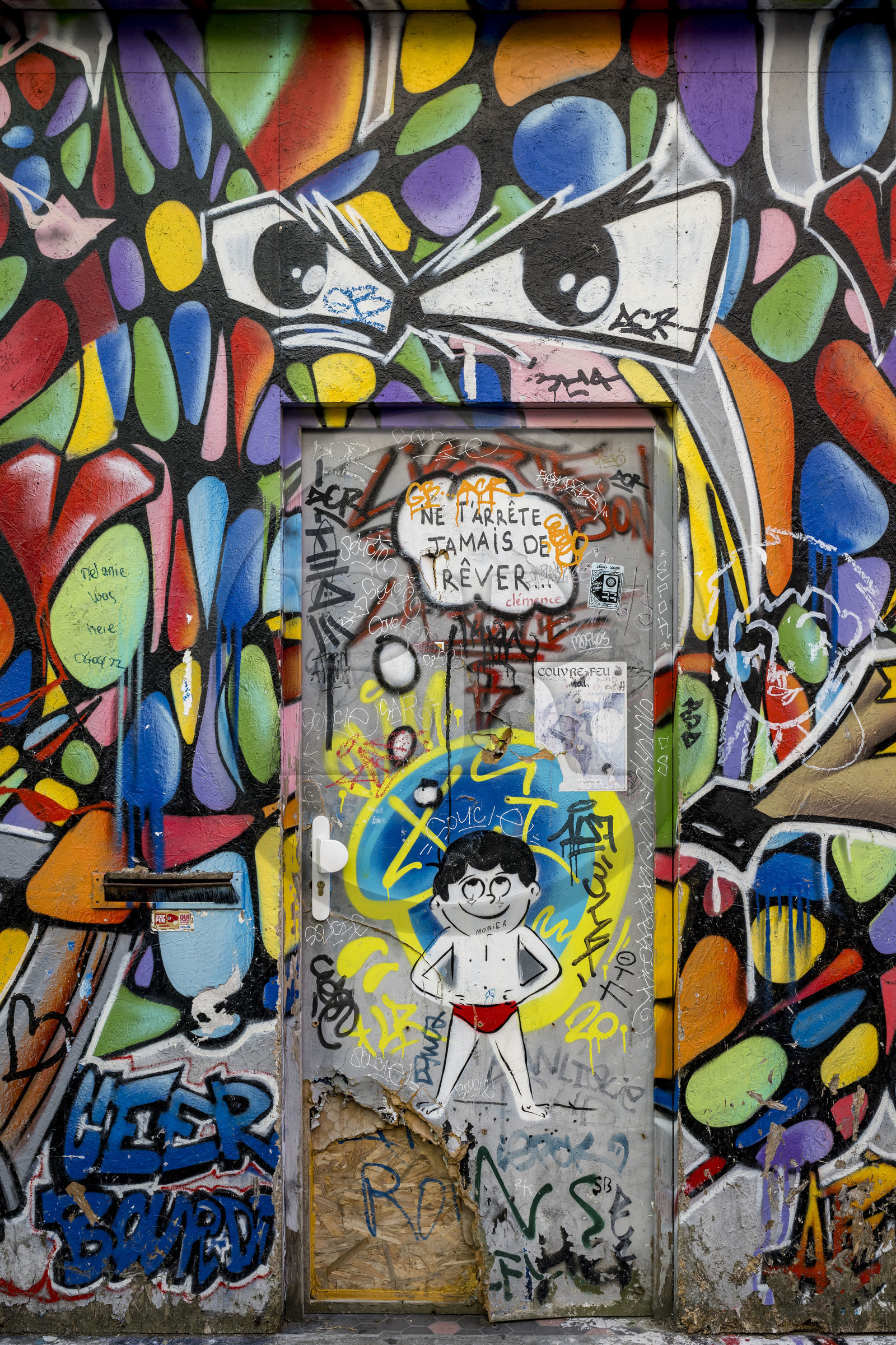 France, Charente-Maritime (17), La Rochelle, street art dans la rue Saint Nicolas dans l'ancien quartier des pecheurs