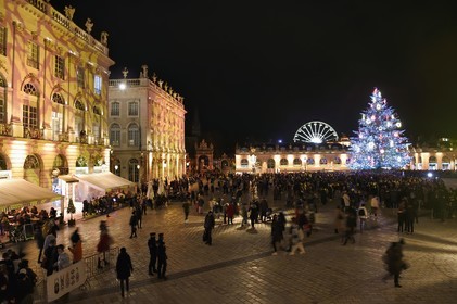 France, Meurthe-et-Moselle (54), Nancy, place Stanislas (ancienne Place Royale) lors de la fête de la Saint-Nicolas, classée Patrimoine Mondial de l'UNESCO