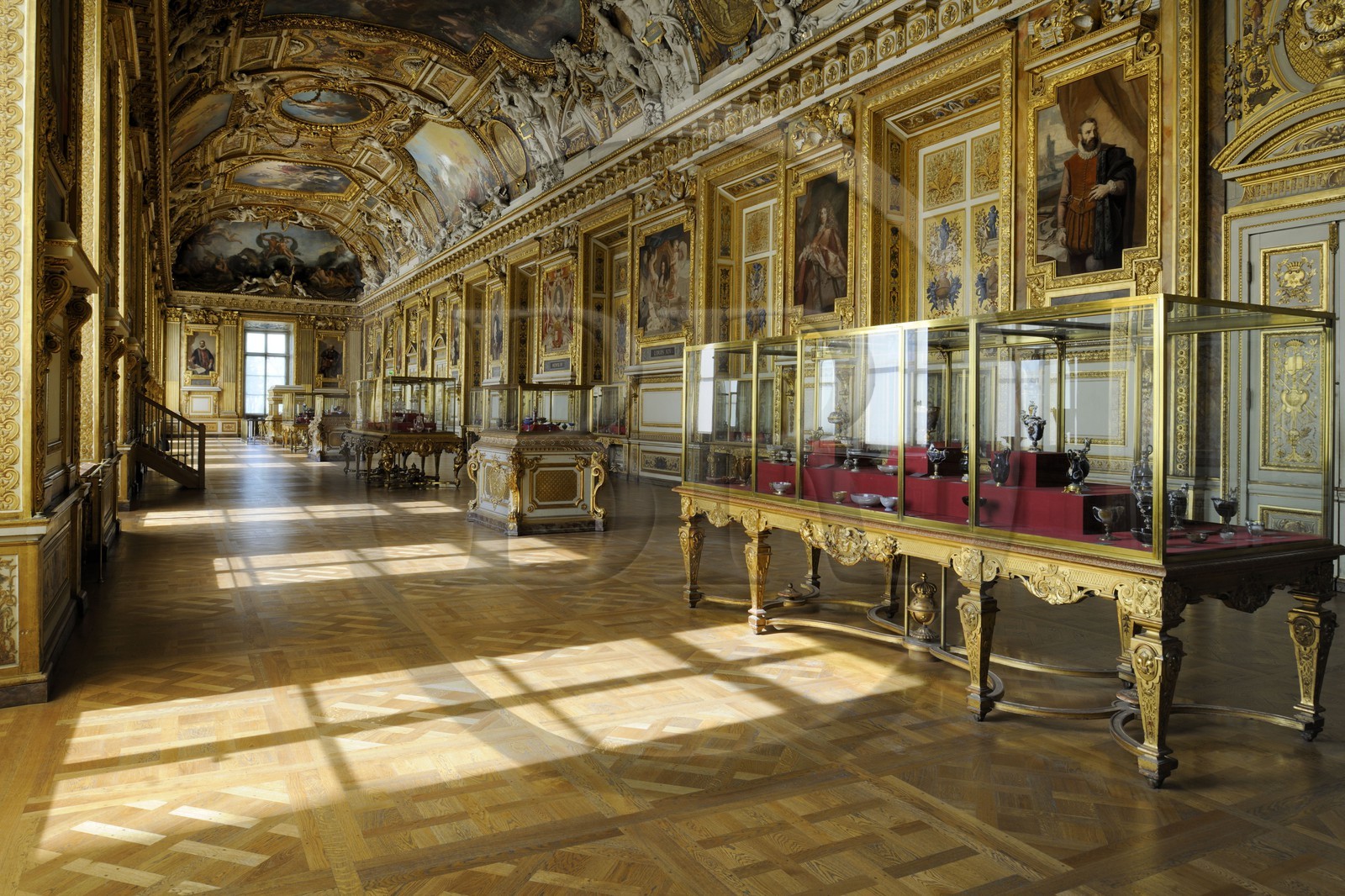 France, Paris (75), Musée du Louvre, la galerie d'Appolon dans l'aile Denon