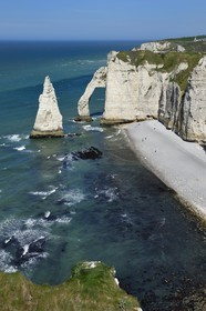 France, Seine-Maritime (76), Pays de Caux, Côte d'Albâtre, Etretat, la falaise d'Aval, l'Arche d'Aval et l'Aiguille