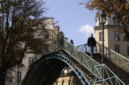 France, Paris (75), canal Saint-Martin, the bridge over the Lancry lock