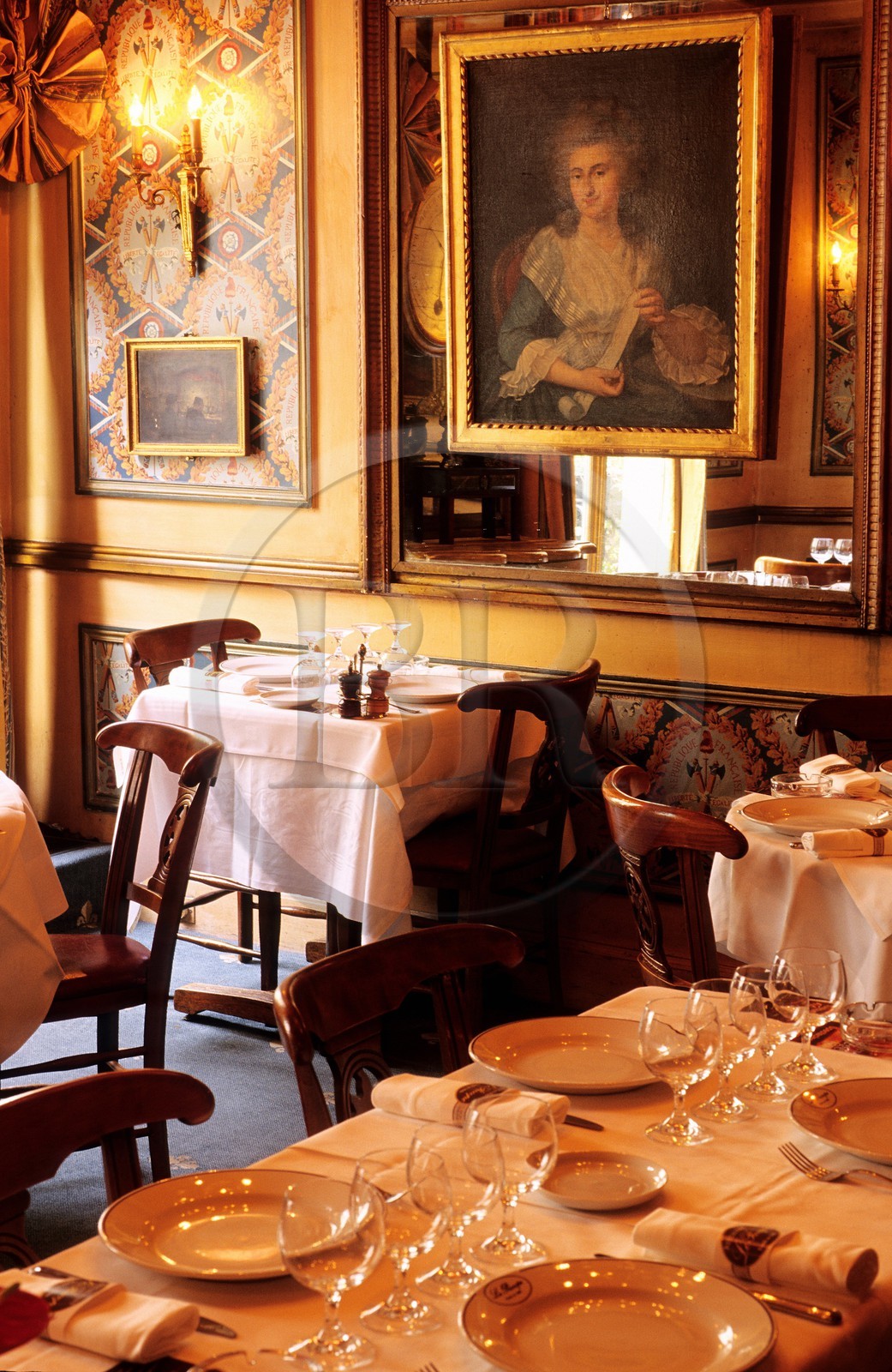 France, Paris (75), cour de l'Ancienne Comédie, restaurant Le Procope, le plus vieux restaurant de Paris ouvert en 1686