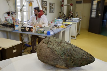 France, Isere, Vienne, Restoration and municipal archaeological study center (CREAM), conservation and restoration workshop of archaeological objects of metal, glass, ceramic as well as molding and preventive conservation, molding of the interior of the Villette d'Anthon amphora treasure dating from the late 3rd century