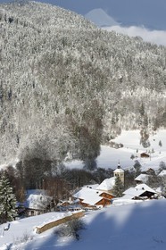 France, Haute Savoie, Les Carroz d'Araches ski resort, Araches la Frasse village