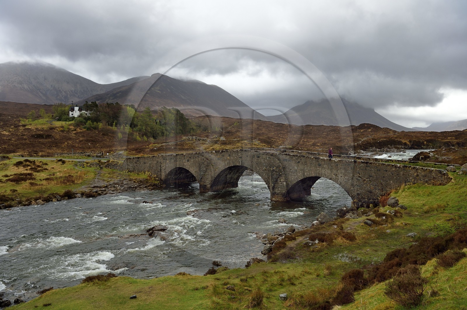 Royaume-Uni, Ecosse, région des Highlands, les Hébrides, Ile de Skye, old Sligachan bridge