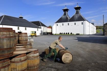 Royaume-Uni, Ecosse, Hébrides intérieures, Ile de Islay, Port Ellen, distillerie de whisky Ardbeg