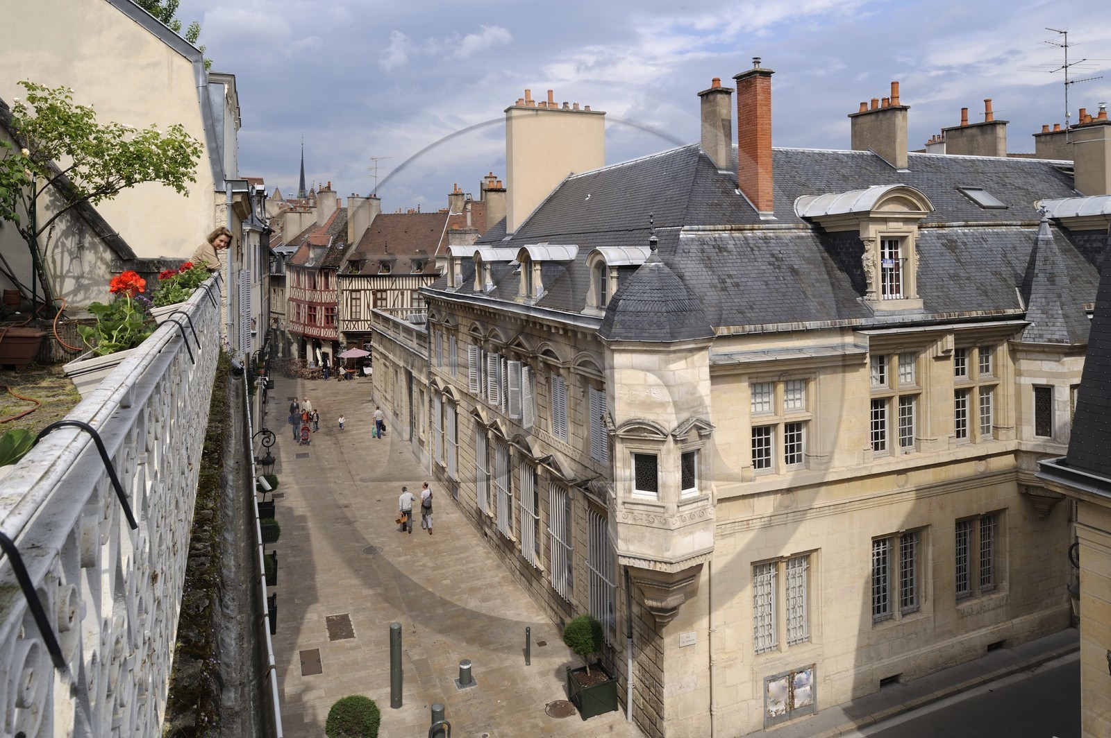 France, Côte d'Or (21), Dijon, la rue Amiral-Roussin et l'arrière de l'Hôtel particulier Chissey-Varanges au 21 rue Vauban