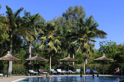 Tanzania, Dar es-Salaam, the Mövenpick hotel, the swimming pool