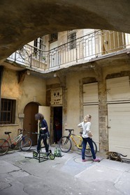 France, Rhône (69), Lyon, site historique classé Patrimoine Mondial de l'UNESCO, Vieux Lyon, traboule reliant le 27 rue du Boeuf au 54 rue Saint Jean