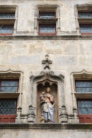 France, Côte d'Or (21), Flavigny-sur-Ozerain, Maison Au Donataire rue de l'église