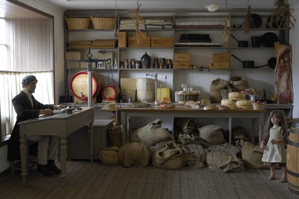 Royaume-Uni, Ecosse, South Lanarkshire, reconstitution de l' épicerie communautaire de New Lanark