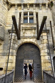 France, Dordogne, Périgord Noir, Hautefort castle, the entrance drawbridge