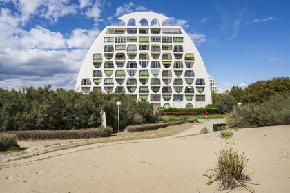 France, Herault, La Grande-Motte, labeled 20th century heritage, Couchant (setting sun) district west of the port, Le Poseidon building by architects Gilles and Jean Balladur, belonging to the so called bishops bonnet female architectural style