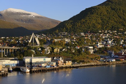 Norway, Troms County, Tromso, the Arctic Cathedral and Tromsdalstind Mount (1238 m) in the background