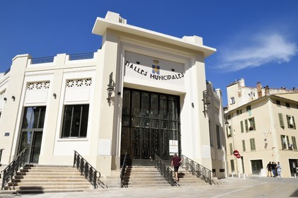 France, Var, Toulon, the former municipal covered market in the Art-deco style transformed into gourmet halls