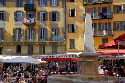 France, Alpes-Maritimes (06), Nice, vieille ville, fontaine de la place Rossetti