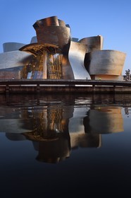 Spain, Basque Country, Biscay Province, Bilbao, the Guggenheim Museum designed by Frank Gehry