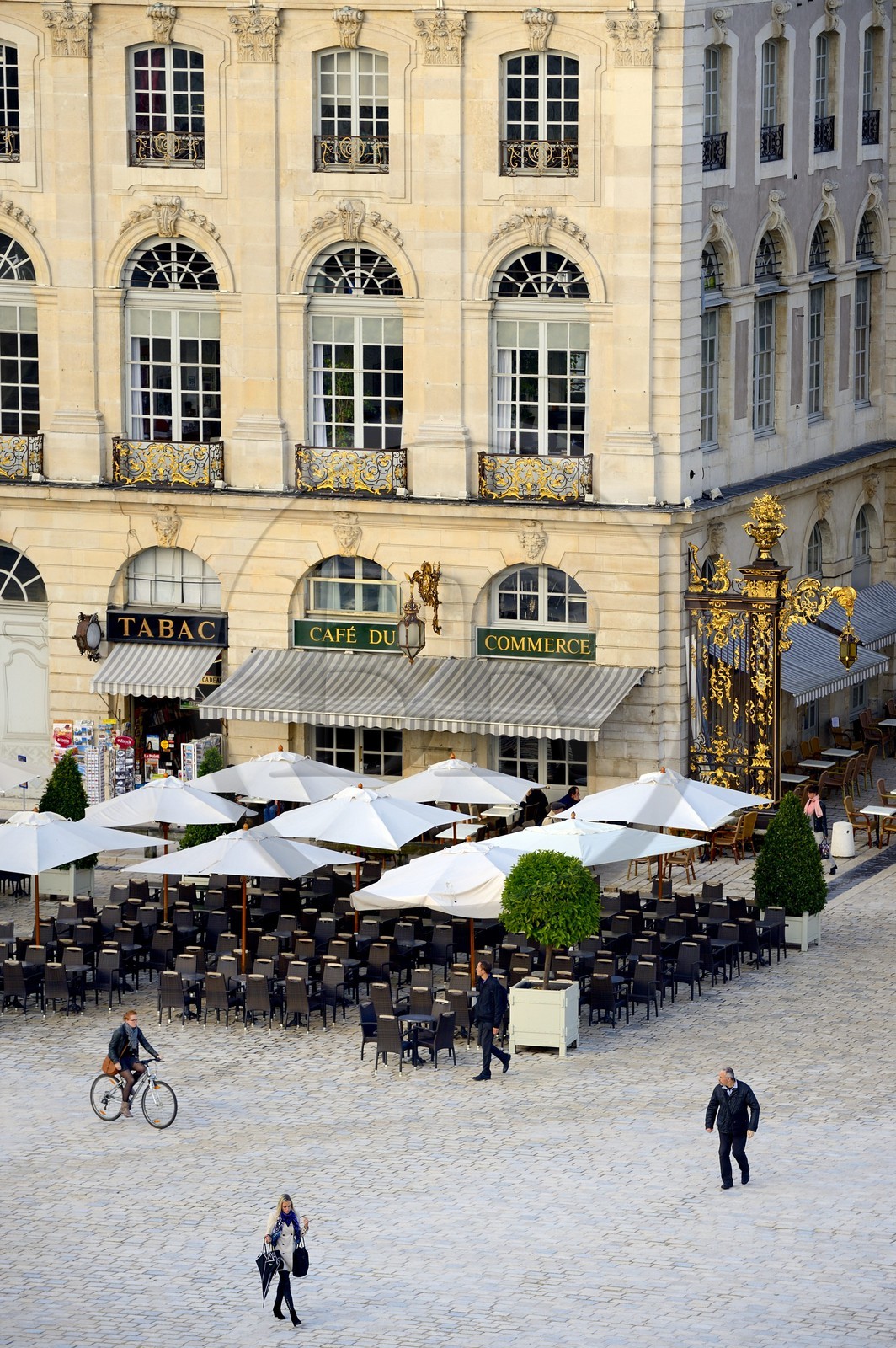 France, Meurthe-et-Moselle (54), Nancy, place Stanislas (ancienne Place Royale) construite par Stanislas Leszczynski, roi de Pologne et dernier duc de Lorraine au XVIIIe siècle, classée Patrimoine Mondial de l'UNESCO