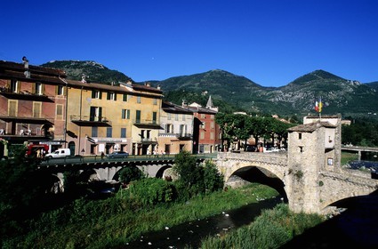 France, Alpes Maritimes, Sospel in the heart of the Valley of the Bevera, Pont Vieux (Pont Vieux) on the Bevera river