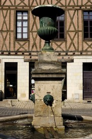 France, Indre et Loire, Tours, Place Foire le Roi